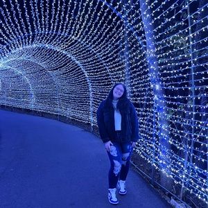 Meet your Posher, Savannah